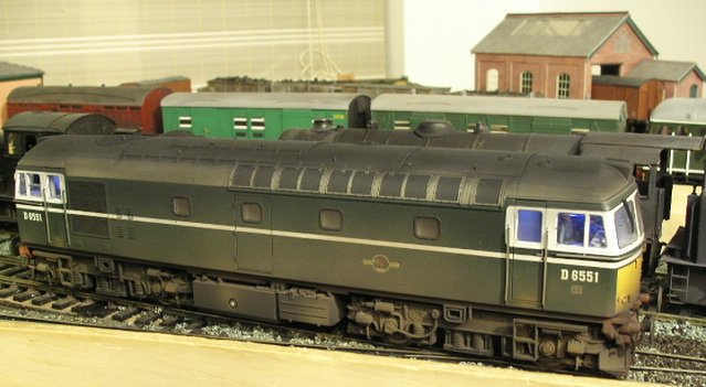 Class 33 side view